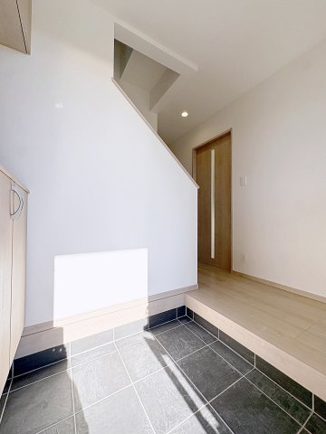 新築戸建・建売　福島市野田町七丁目　ハートフルタウン　全2棟の玄関