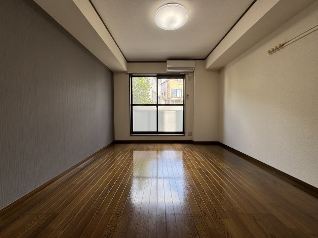 パセオ・グリーンヒルズの居間・リビング