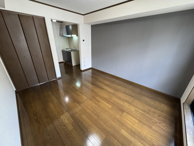 パセオ・グリーンヒルズの居間・リビング