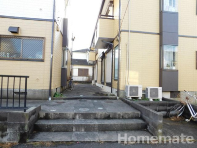 【エントランス】 | ハイツ鎌倉Ａ | 毎日通るエントランスはこのようになっています