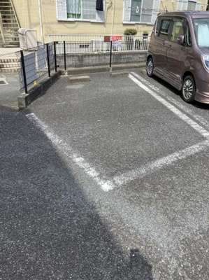 【駐車場】 | ハイツ鎌倉Ａ | 駐車場です