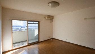 大阪市都島区片町２丁目の中古マンションの洋室