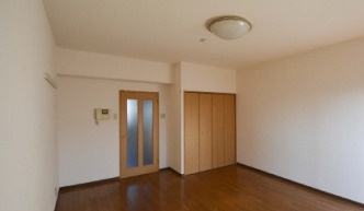 大阪市都島区片町２丁目の中古マンションの洋室