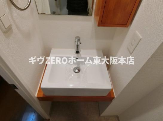 アドバンス上町台グレイスの洗面所