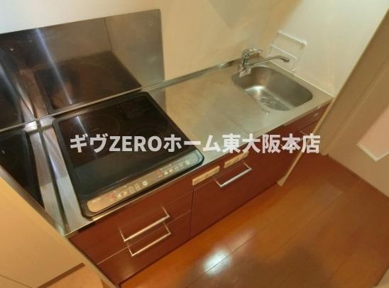 アドバンス上町台グレイスのキッチン