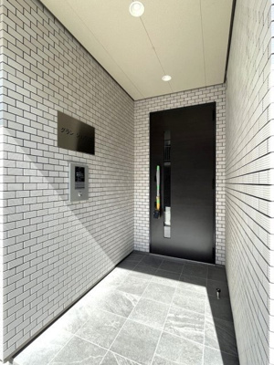 【エントランス】 | グラン シュバリエ