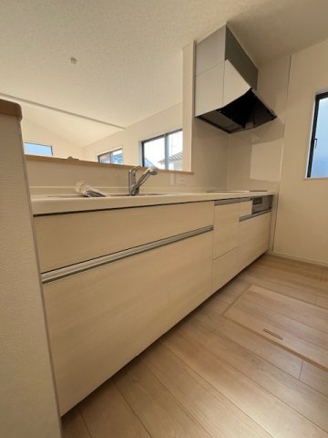 北諸県郡三股町五本松の新築一戸建のキッチン