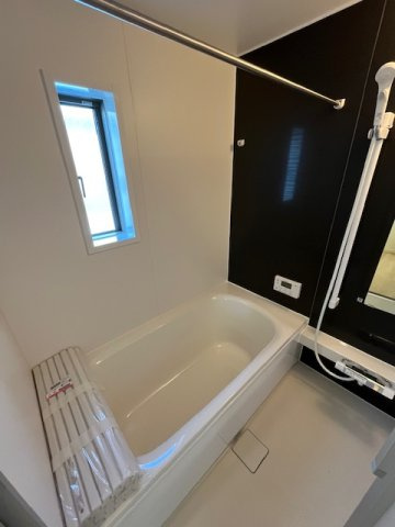 北諸県郡三股町五本松の新築一戸建の浴室