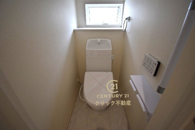 リーブルガーデン  第1笠間市笠間　5のトイレ|１階と２階、２ヶ所に清潔なトイレ。
毎日使う空間と機能だから、いつまでも清潔なスペースであってほしいのがトイレです。