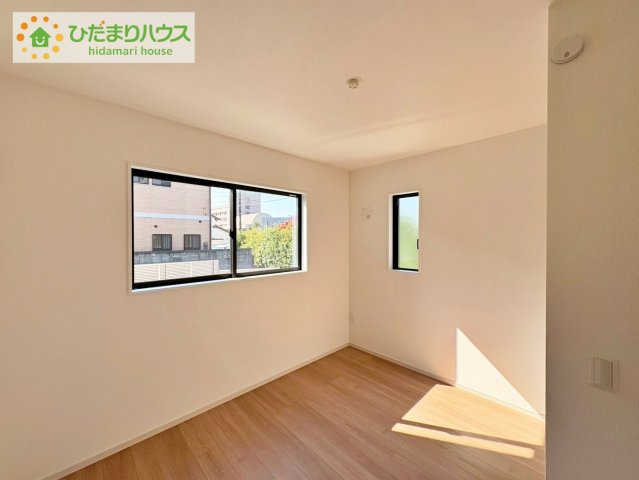 那珂市菅谷11期　新築戸建の洋室|リビングと洋室が続き間設計ですので、大空間を演出できます(^O^)