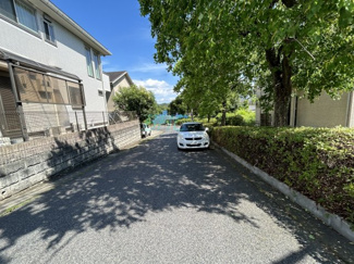 【前面道路含む現地写真】 | 松が丘６丁目