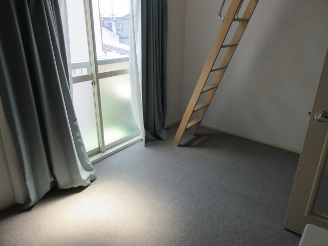 ベッセル明石の洋室