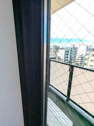 CLARITIA ASAKUSAの設備|防音性・防犯性・熱効率の効果が高いペアサッシの窓です