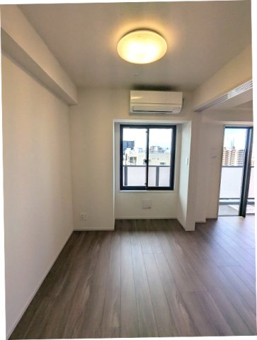 CLARITIA ASAKUSAの設備|洋室にエアコン・照明付き