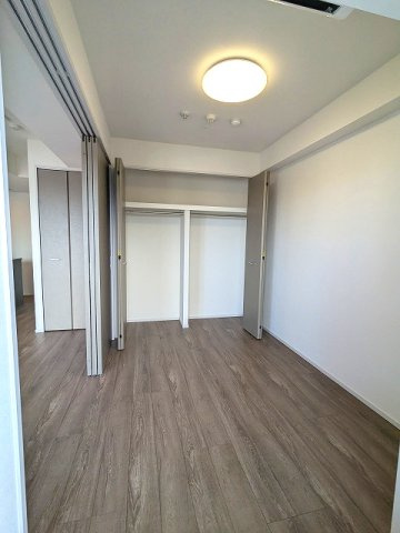 CLARITIA ASAKUSAの設備|洋室にエアコン・照明付き