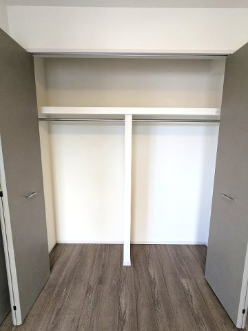 CLARITIA ASAKUSAの収納|洋室のクローゼット