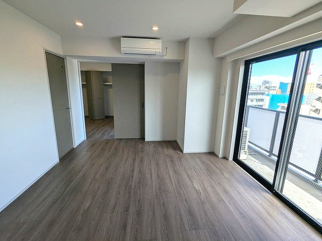 CLARITIA ASAKUSAの設備|DKにエアコン・ダウンライト付き