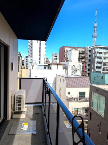 CLARITIA ASAKUSAの設備|6Fバルコニー