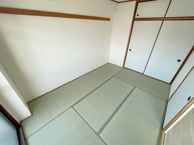 セゾン木川の和室