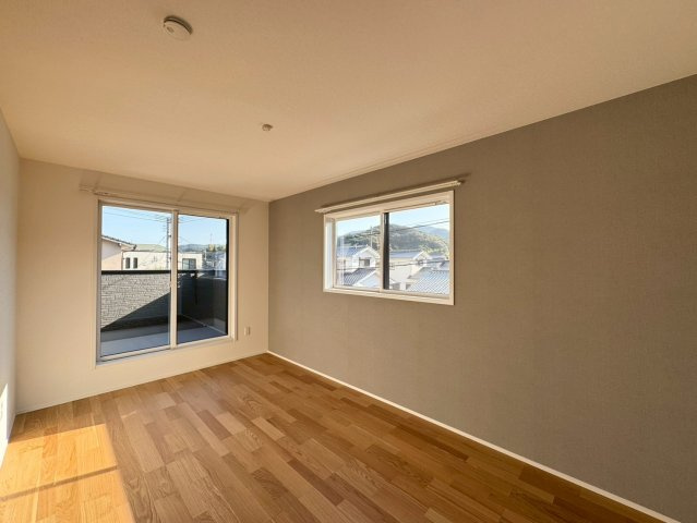 SUN COURTーサンコート－小倉南区横代北町４丁目【小倉南区　新築戸建て】の洋室|主寝室にもなる広々とした洋室は7.5帖♪こちらには大容量のWIC完備♪　【小倉南区　新築戸建て】