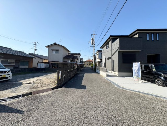 SUN COURTーサンコート－小倉南区横代北町４丁目【小倉南区　新築戸建て】の前面道路含む現地写真|現地撮影　2025,11,7【小倉南区　新築戸建て】