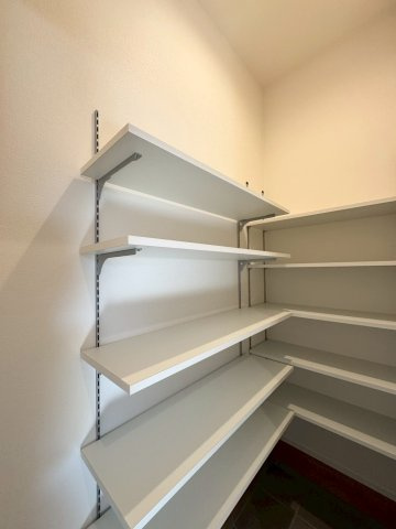 SUN COURTーサンコート－小倉南区横代北町４丁目【小倉南区　新築戸建て】の収納|広々シューズインクローゼット完備の玄関♪【小倉南区　新築戸建て】