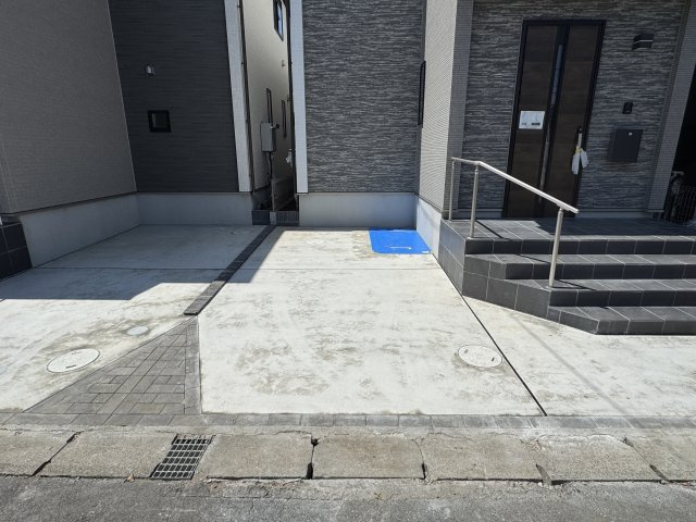 市川市本北方１丁目新築戸建【冨貴島小学校：7分】の駐車場|1号棟駐車スペース