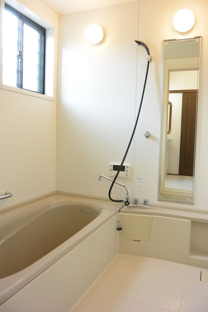 パルティータの浴室|日々の疲れを癒すお風呂付です