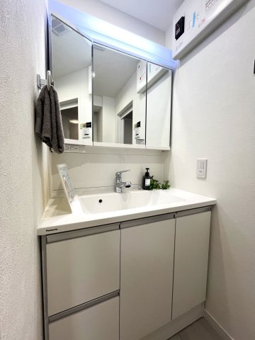 JGMヴェルデ室見の独立洗面台