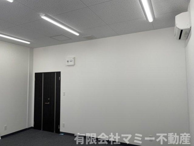 【居間・リビング】 | 十七軒町店舗事務所J