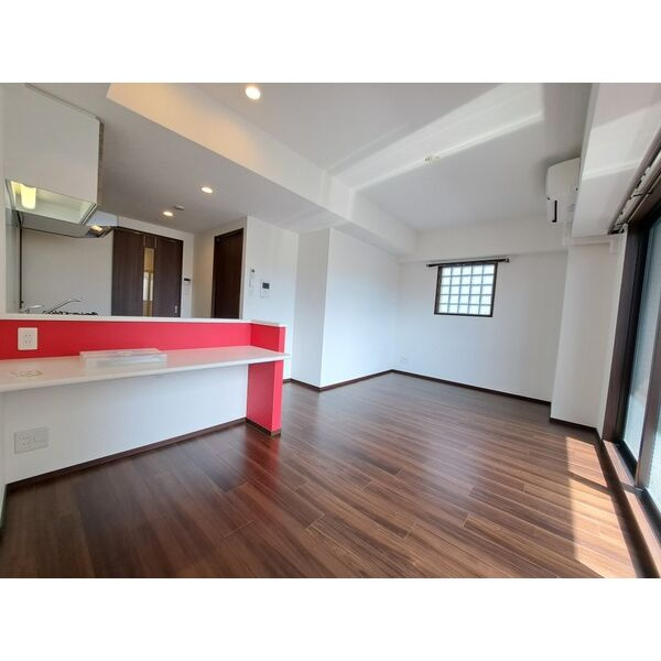 スプランディッド新大阪キャトルのロビー