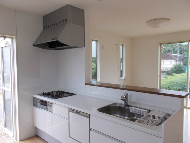 赤磐市桜が丘東3丁目のキッチン