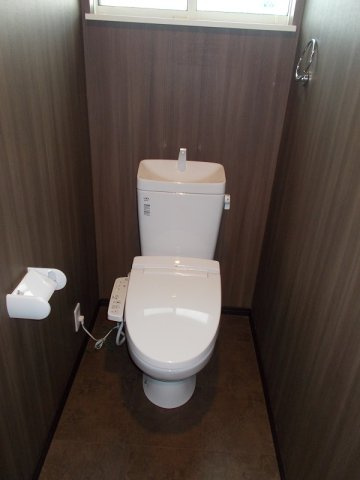 赤磐市桜が丘東3丁目のトイレ|2階トイレ