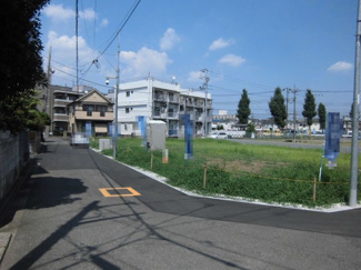 【前面道路含む現地写真】 | 前面道路含む現地写真です