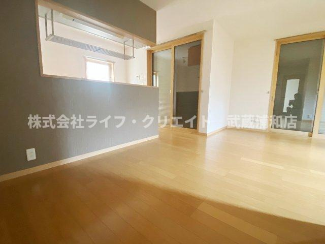 ノルデンシュタットB棟の居間・リビング