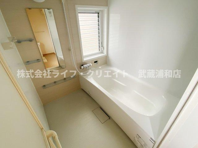 ノルデンシュタットB棟の浴室