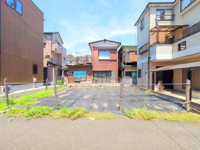 ふじみ野市福岡武蔵野の売地の外観|2025年7月撮影　
上福岡駅徒歩10分の好立地！
約22坪の整形地、建築条件なし売地！
現況更地にて取り壊し費用等不要です。
資料請求やご見学などお気軽にお問い合わせ下さい♪