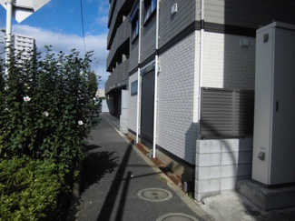 【前面道路含む現地写真】 | 前面道路含む現地写真です