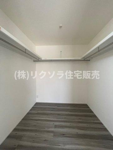田井西町　新築一戸建ての収納|ウォークインクローゼット
■物件内覧・資金計画相談・住宅ローン相談、リフォーム相談、お問合せ受付中■
※当日・翌日のご内覧、ご相談はお電話でのお問合せがスムーズです！