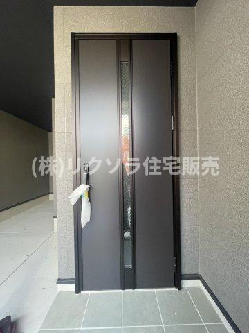 田井西町　新築一戸建ての玄関|■物件内覧・資金計画相談・住宅ローン相談、リフォーム相談、お問合せ受付中■
※当日・翌日のご内覧、ご相談はお電話でのお問合せがスムーズです！