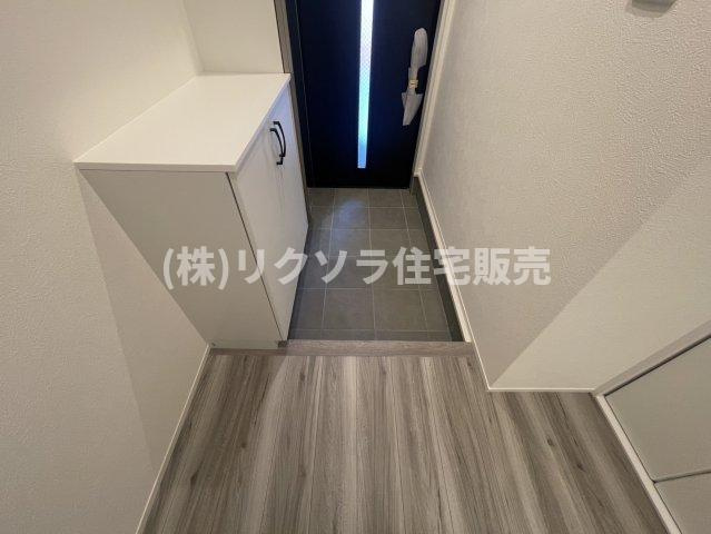 田井西町　新築一戸建ての内装|玄関内部
■物件内覧・資金計画相談・住宅ローン相談、リフォーム相談、お問合せ受付中■
※当日・翌日のご内覧、ご相談はお電話でのお問合せがスムーズです！