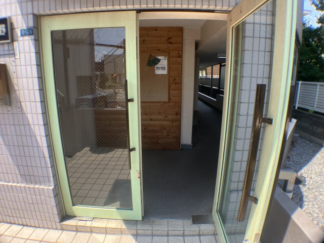 サンハイツ与野のロビー