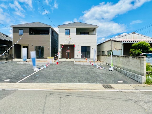 伊勢崎市富塚町の外観|駐車スペース3台可◎