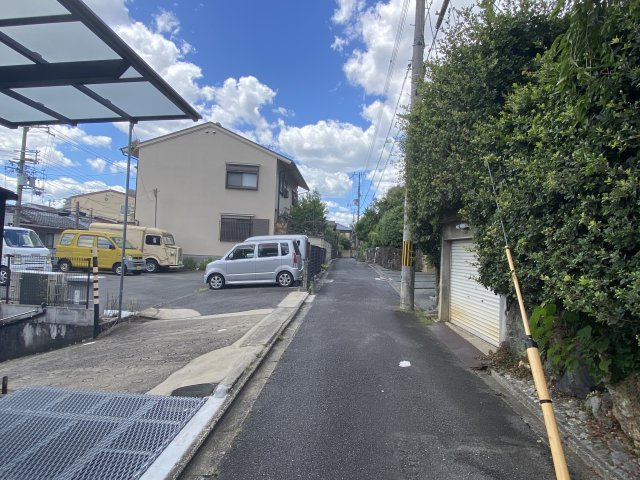 紫野北舟岡町 中古戸建の前面道路含む現地写真
