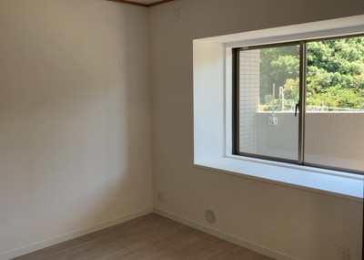 【子供部屋】 | ドミナス多摩・南大沢 | 子供が何人でも年齢によっては、受験時にしっかり壁のある個室があった方が良い場合もあります。難しい問題ですが、兄弟の人数や、性別や年齢差によって状況が異なりますので、数年後のこともしっかり考えましょう。