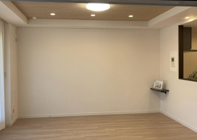 【居間・リビング】 | ドミナス多摩・南大沢 | リビングの間取りの種類は大きくわけてリビングとダイニングが別になっているタイプ、リビングダイニング一体型です。どちらも一長一短ですので、家を選ぶ時はその両面をチェックして決めるようにしましょう。