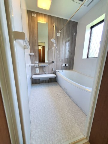 八潮市　南川崎　中古戸建の浴室|ゆったり過ごせるお風呂です