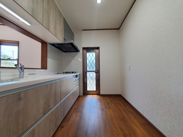 八潮市　南川崎　中古戸建のキッチン|お料理しやすいキッチンです