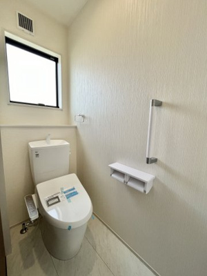 【トイレ】 | 周智郡森町円田 新築一戸建て 2号棟 | 1階2階・同仕様トイレ