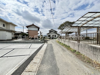 【前面道路含む現地写真】 | 周智郡森町円田 新築一戸建て 2号棟 | 前面道路含む現地写真です
